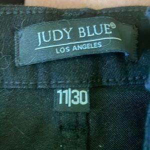 Size 11/30 NWOT Judy Blue Tummy Control Black Jeans.